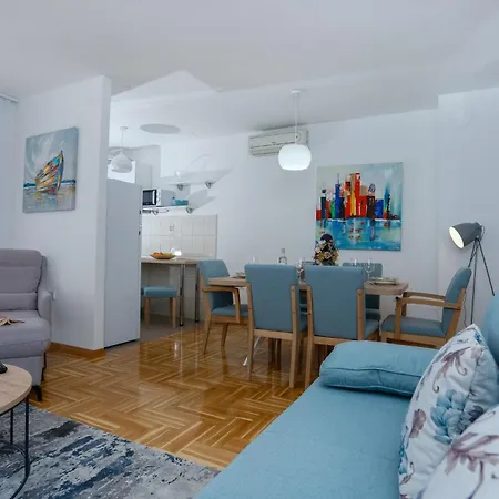 With A Parking Space Mastrinka, Ciovo - 22515 شقة